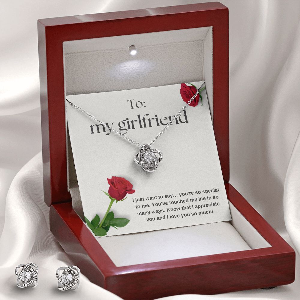 Love Knot Earring and Necklace Set: You're So Special