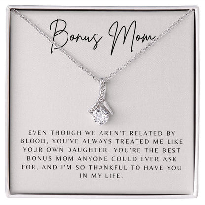 Alluring Beauty Necklace: Bonus Mom
