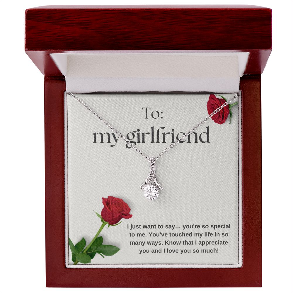 Alluring Beauty Necklace: You're So Special To me